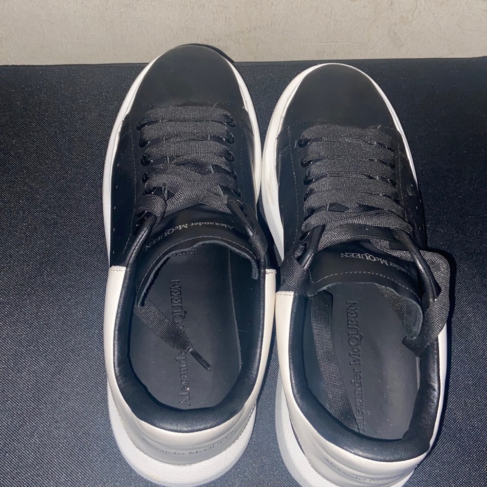 Alexander McQueen Sneaker